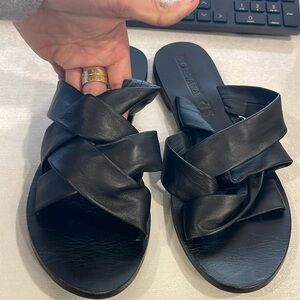 Sol Sana black leather sandals